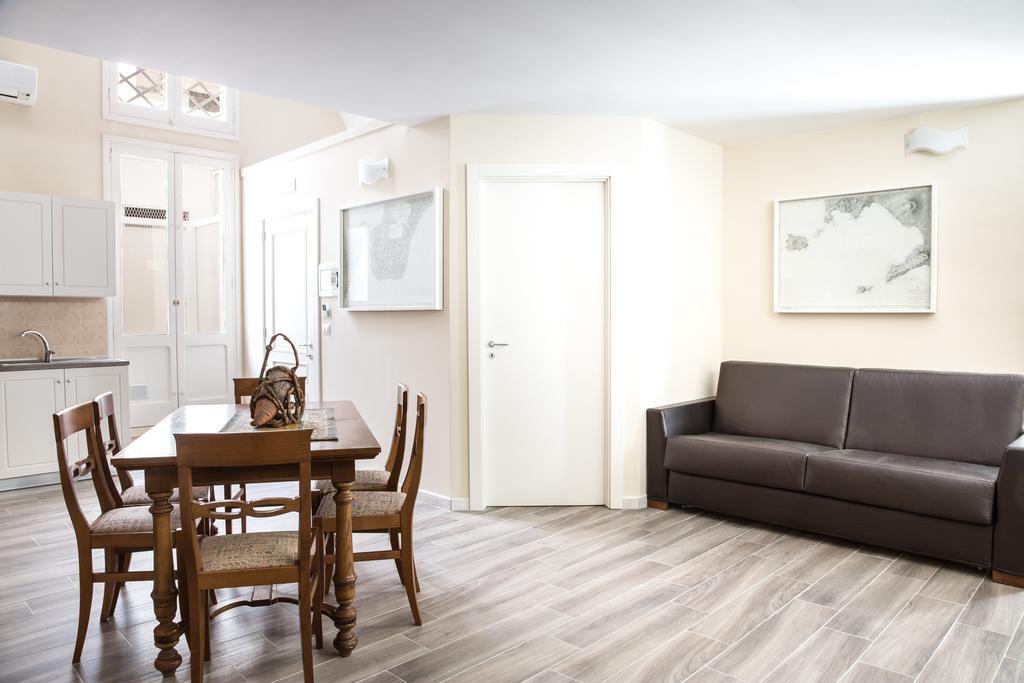 Faro Bianco Gallipoli - Suites & Apartments Экстерьер фото