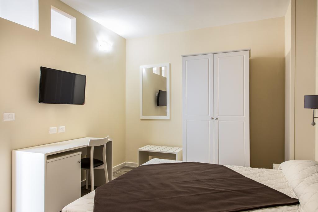 Faro Bianco Gallipoli - Suites & Apartments Экстерьер фото
