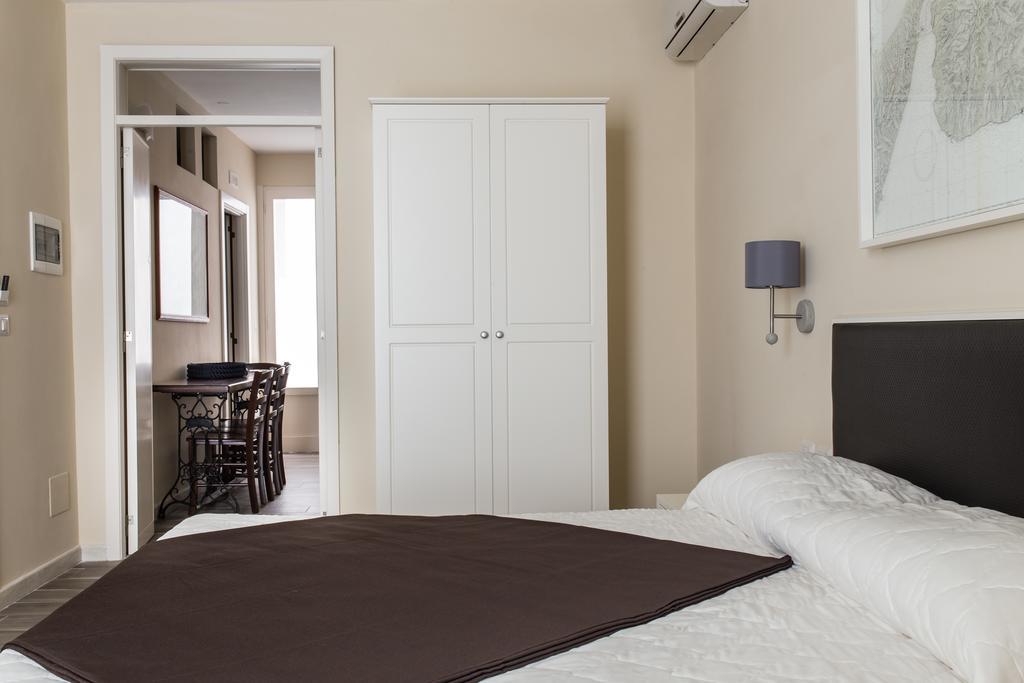 Faro Bianco Gallipoli - Suites & Apartments Экстерьер фото