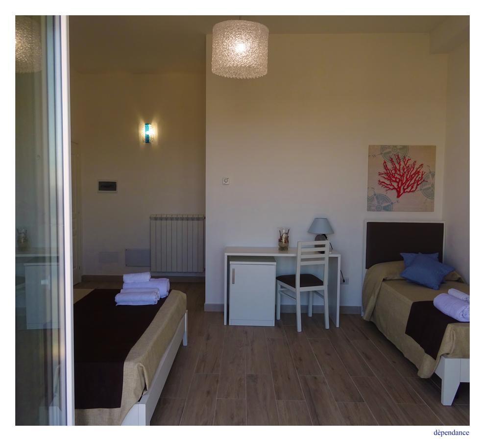 Faro Bianco Gallipoli - Suites & Apartments Экстерьер фото