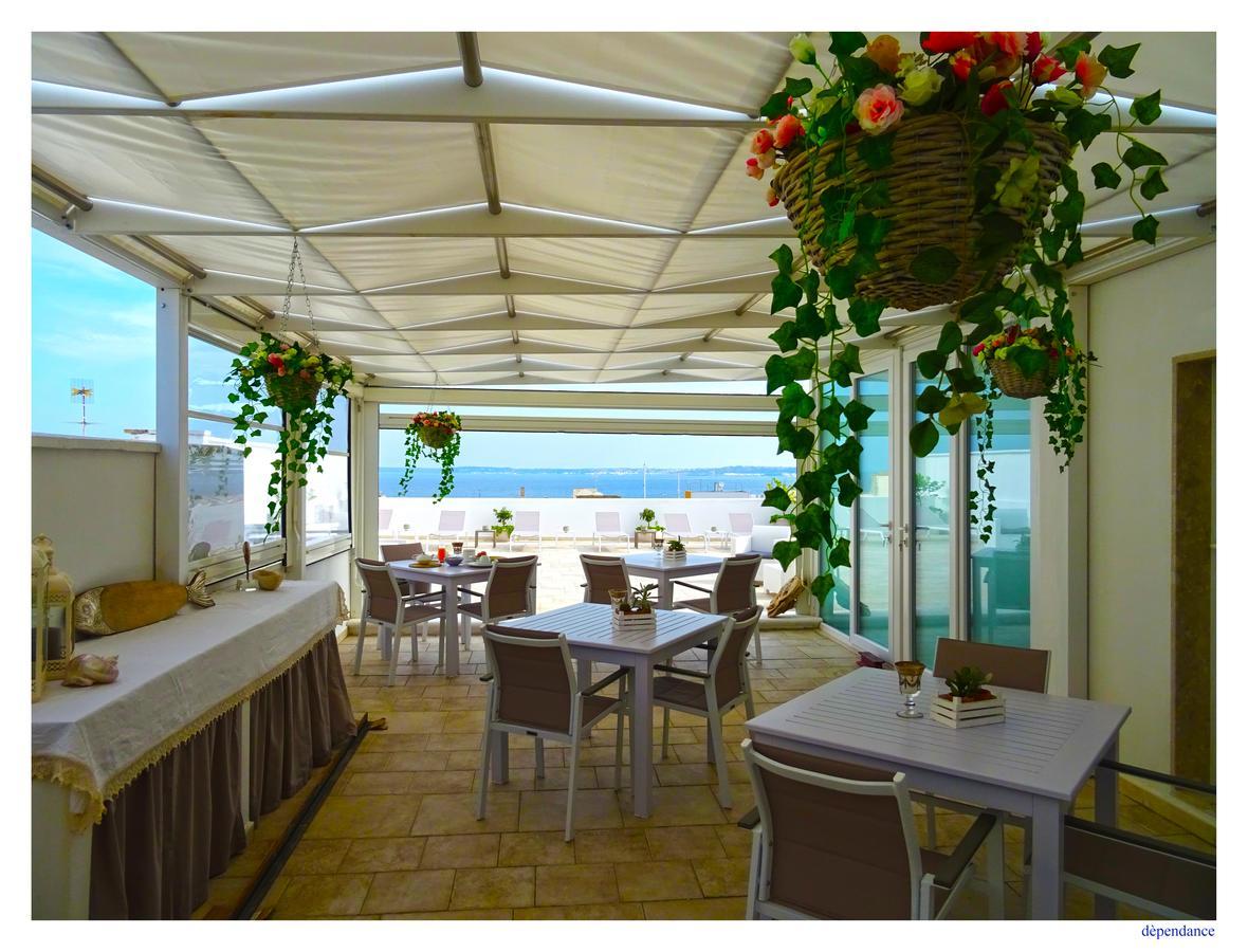 Faro Bianco Gallipoli - Suites & Apartments Экстерьер фото
